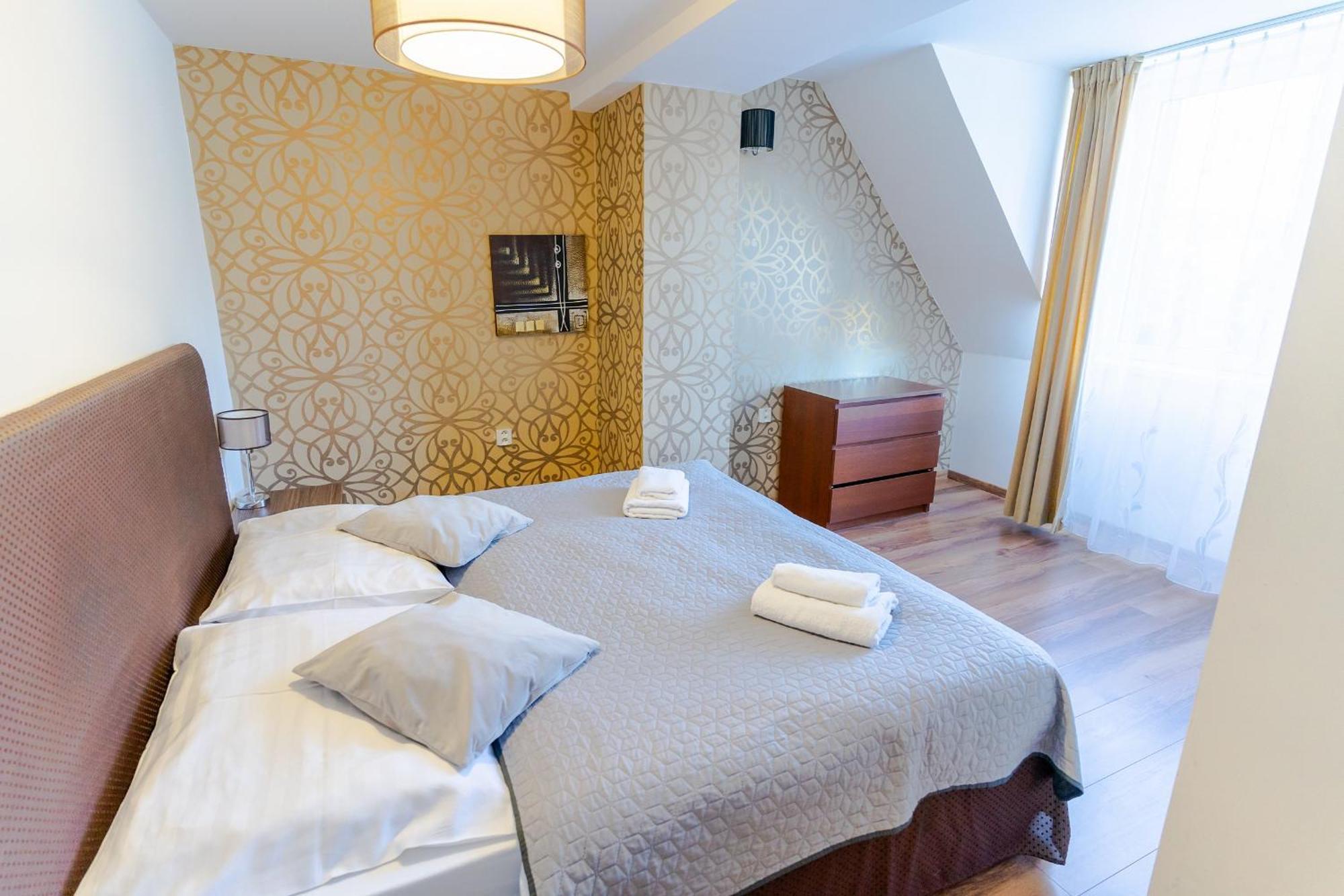 Hotel Ostredok Демановска Долина Екстериор снимка