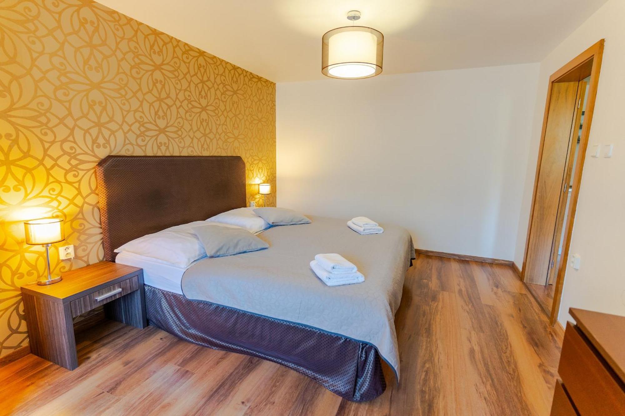 Hotel Ostredok Демановска Долина Екстериор снимка