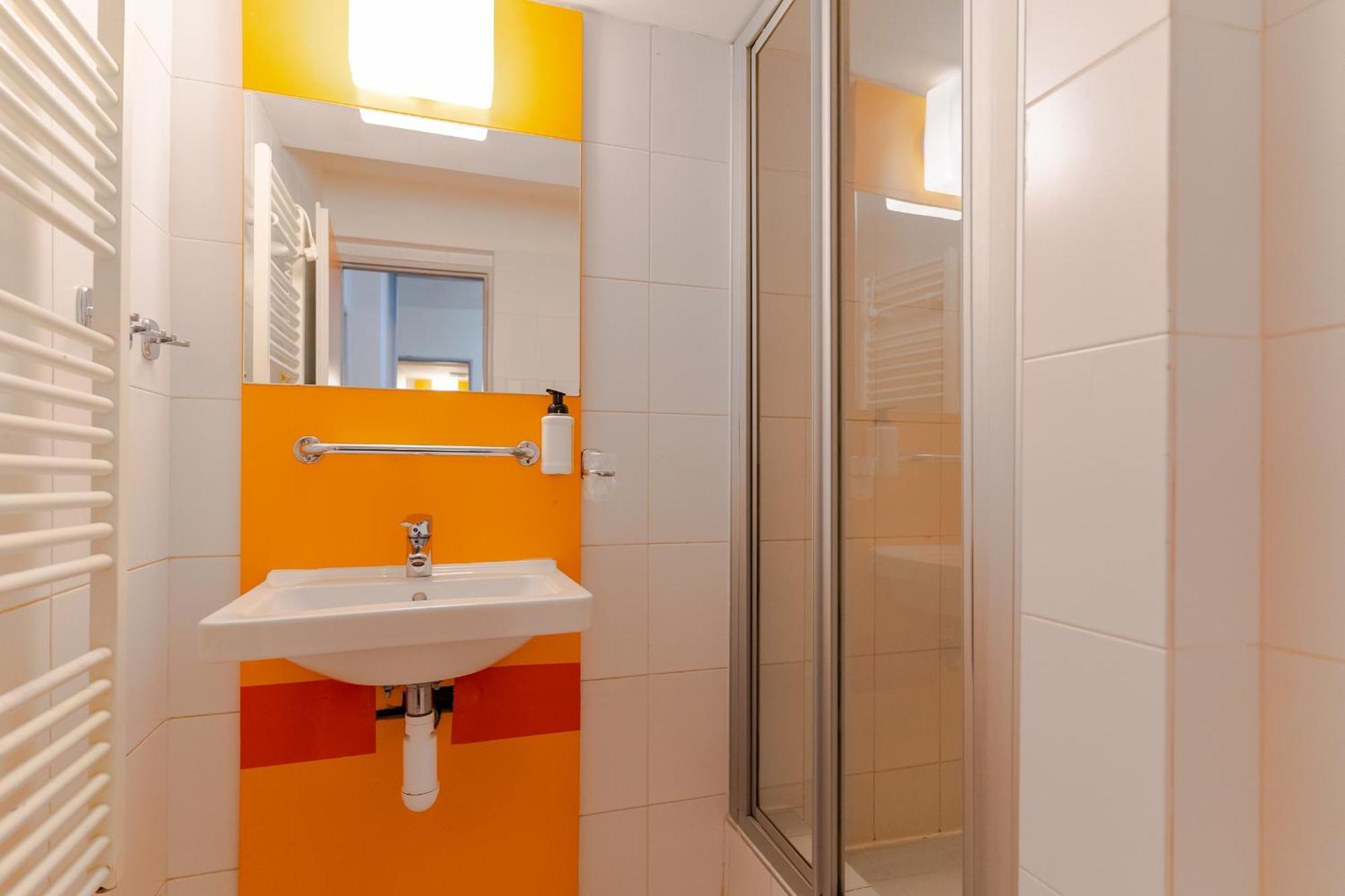 Hotel Ostredok Демановска Долина Екстериор снимка